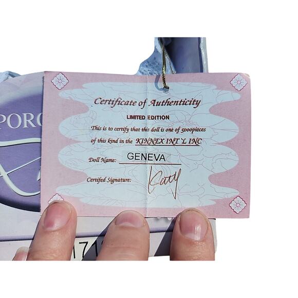 NIB Kinnex Brand Porcelain Doll Collectible Geneva w/ Authenticity Tag KB11712 - Picture 4 of 9